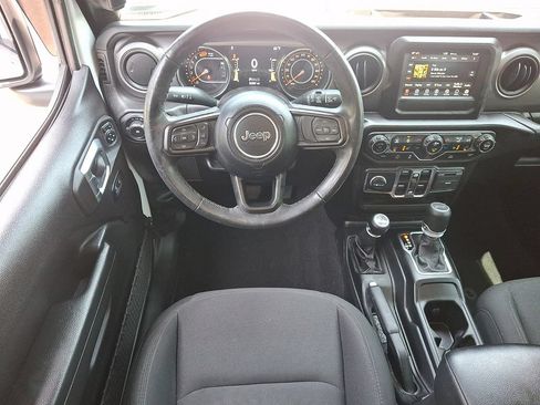 Certified 2022 Jeep Wrangler Unlimited Sport AWD/4WD image 11