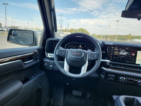 New 2026 GMC Sierra 1500 Elevation image 12