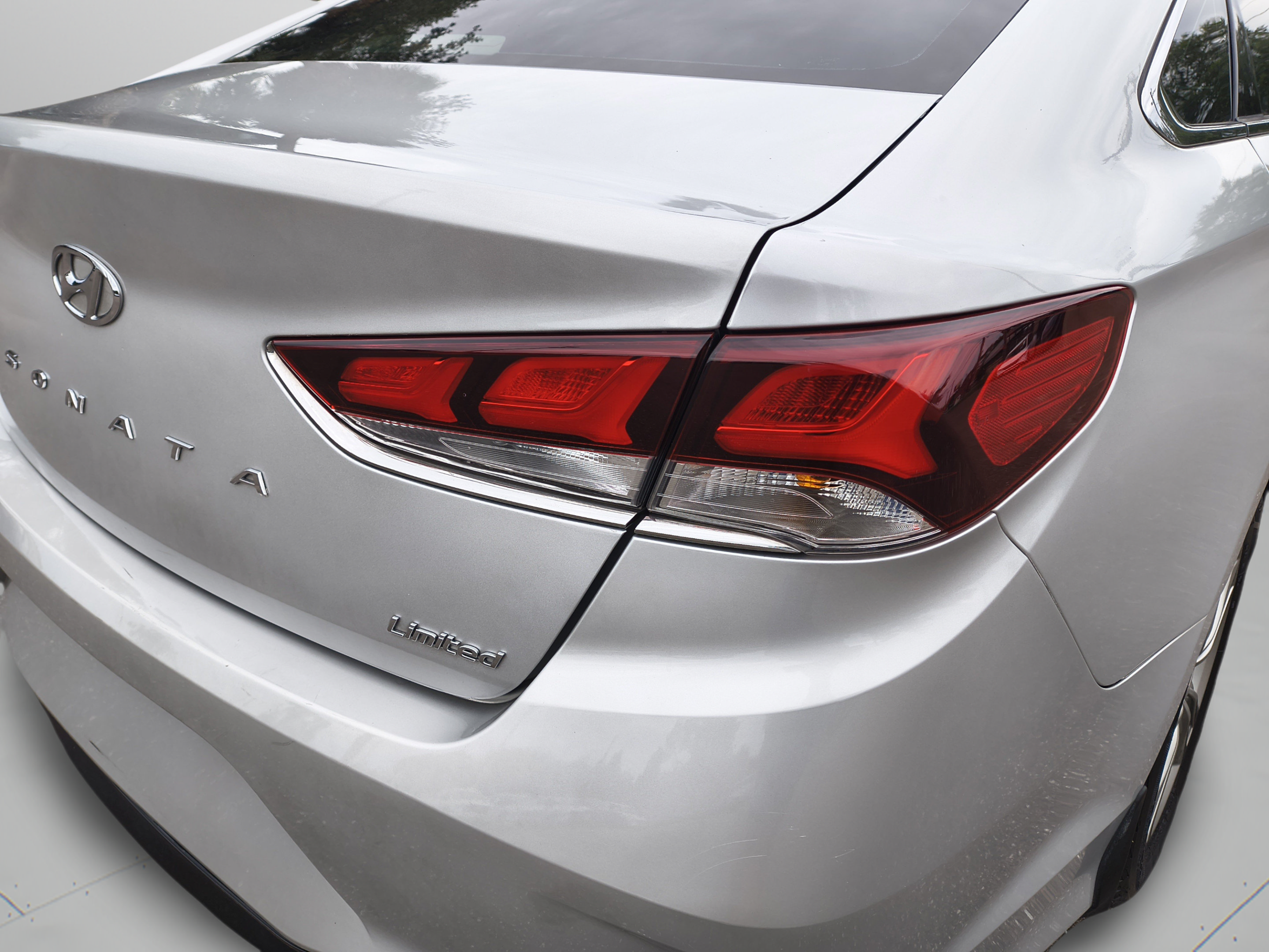Used 2018 Hyundai Sonata Limited FWD image 34