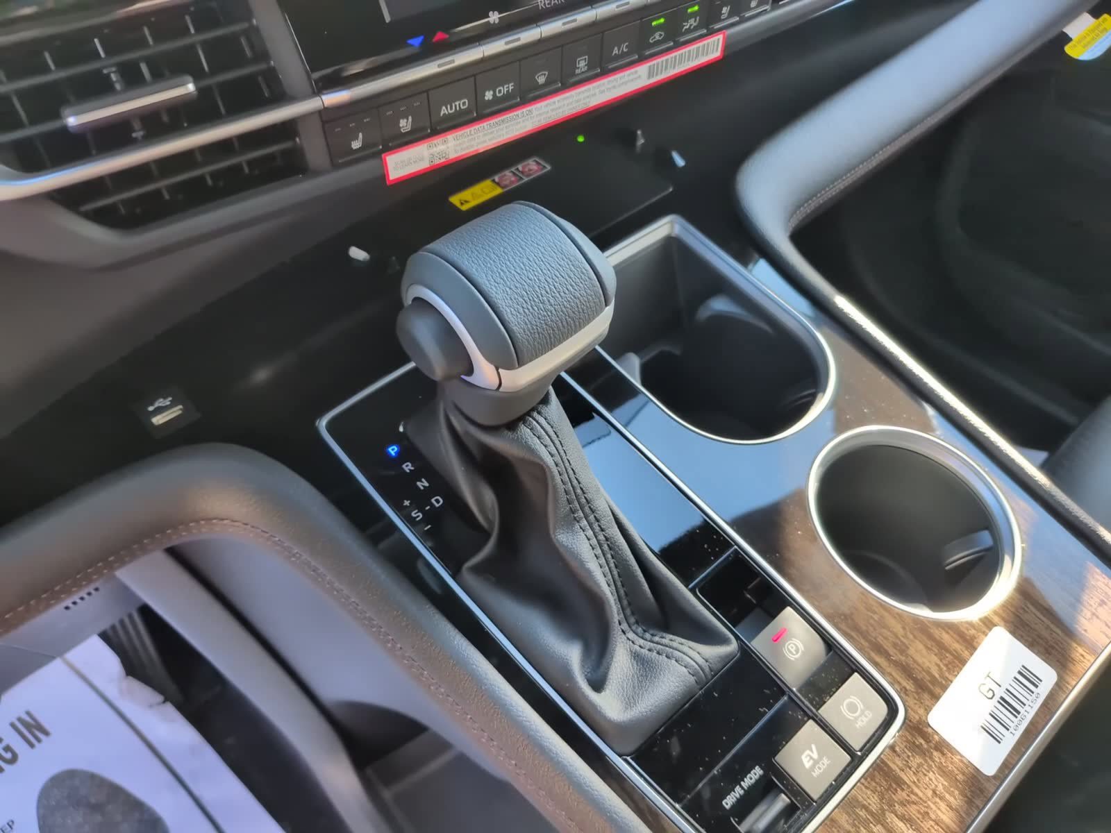 New 2026 Toyota Sienna Platinum AWD/4WD image 21