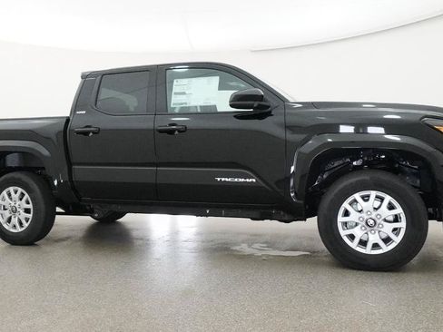 Used 2026 Toyota Tacoma SR5 AWD/4WD image 65