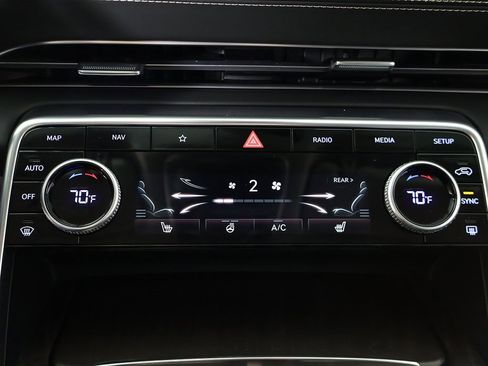 Used 2024 Genesis GV80 2.5T image 51