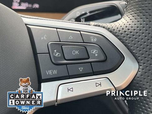 Used 2025 Volkswagen Tiguan SEL R-Line AWD/4WD image 20