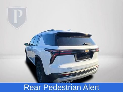 New 2026 Chevrolet Traverse LT w/ Sun and Wheel Package image 9