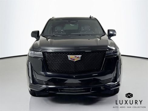 Used 2023 Cadillac Escalade Sport image 10