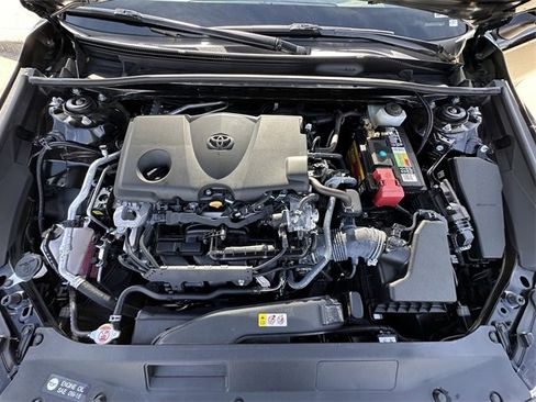 Certified 2023 Toyota Camry SE w/ Convenience Package image 32