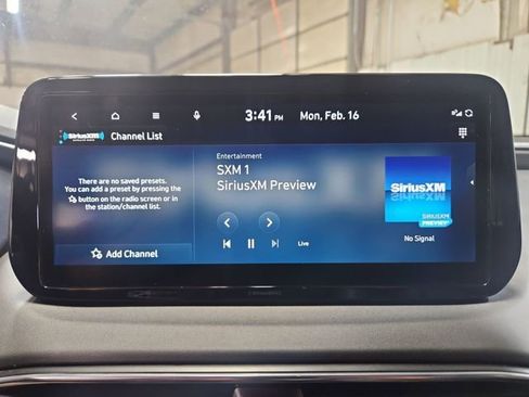 Used 2023 Hyundai Santa Fe SEL image 50