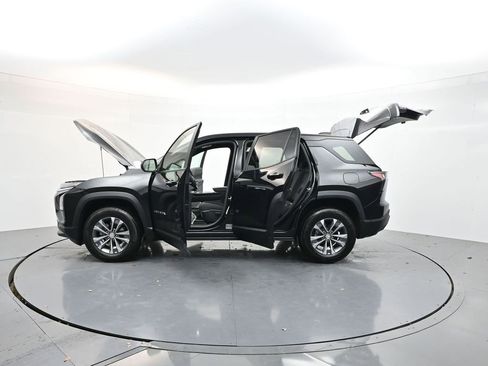 Used 2026 Chevrolet Equinox LT image 34