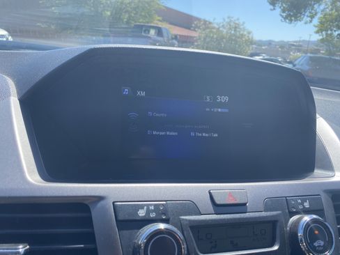 Used 2016 Honda Odyssey EX-L image 14
