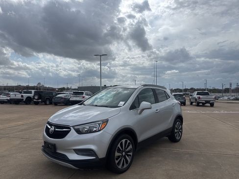 Used 2022 Buick Encore Preferred image 7
