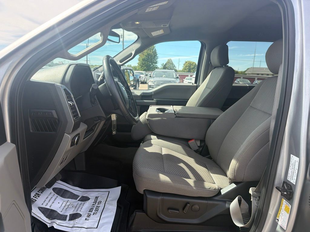 Used 2020 Ford F150 XLT w/ Equipment Group 302A Luxury AWD/4WD image 18