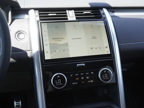 New 2026 Land Rover Discovery Dynamic SE AWD/4WD image 15