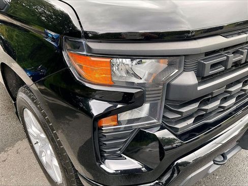 Used 2023 Chevrolet Silverado 1500 Custom AWD/4WD image 31