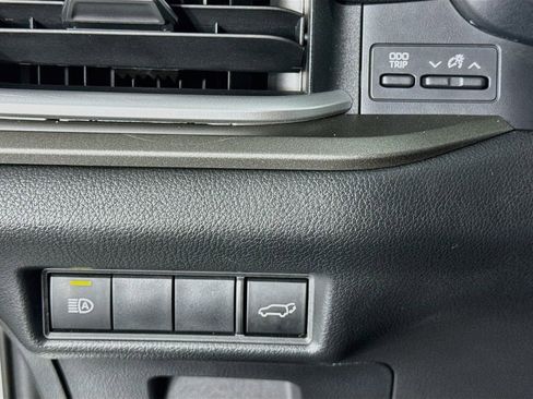 Used 2025 Toyota Grand Highlander FWD image 15
