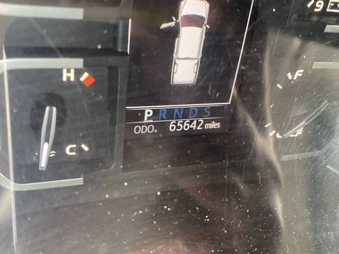 Used 2021 Toyota Tundra SR5 AWD/4WD image 5