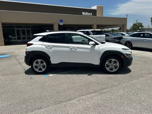 Certified 2023 Hyundai Kona SEL AWD/4WD image 5