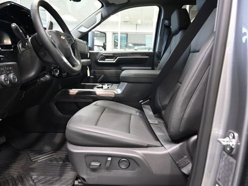 New 2026 Chevrolet Silverado 2500 LTZ w/ LTZ Premium Package image 12