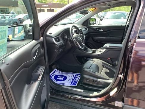 Used 2021 GMC Acadia SLT AWD/4WD image 8