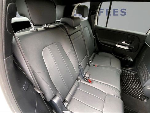 Used 2024 Mercedes-Benz EQB 300 4MATIC w/ Winter Package image 25