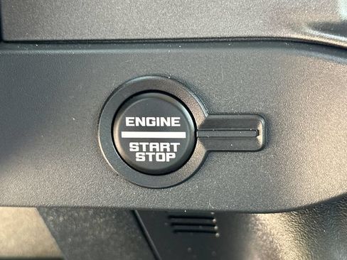 Used 2025 Ford Bronco Raptor AWD/4WD image 37