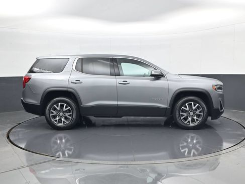 Used 2023 GMC Acadia SLE FWD image 4