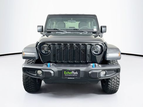 Used 2023 Jeep Wrangler Unlimited AWD/4WD image 2