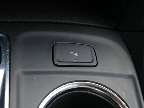 Used 2024 Chevrolet Equinox LT AWD/4WD image 24