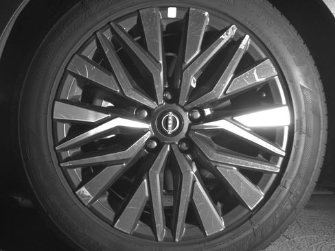 Used 2025 Nissan Altima 2.5 SV image 12