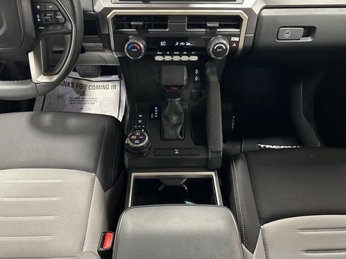 Used 2026 Toyota Tacoma TRD Off-Road AWD/4WD image 37