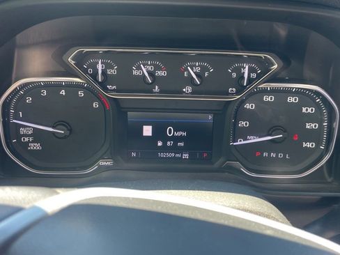 Used 2019 GMC Sierra 1500 SLT w/ SLT Premium Plus Package AWD/4WD image 7