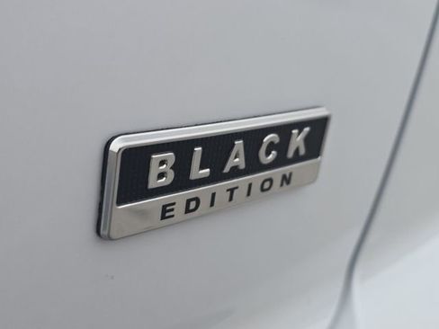 Used 2024 Mitsubishi Eclipse Cross Black Edition image 9