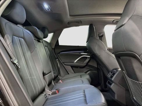Certified 2025 Audi Q5 Premium Plus w/ Premium Plus AWD/4WD image 16