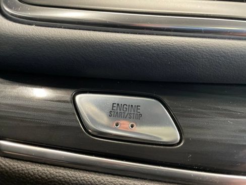 Used 2023 Buick Enclave Essence w/ Experience Buick Package AWD/4WD image 15