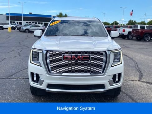Used 2023 GMC Yukon Denali w/ LPO, Floor Liner Package AWD/4WD image 2