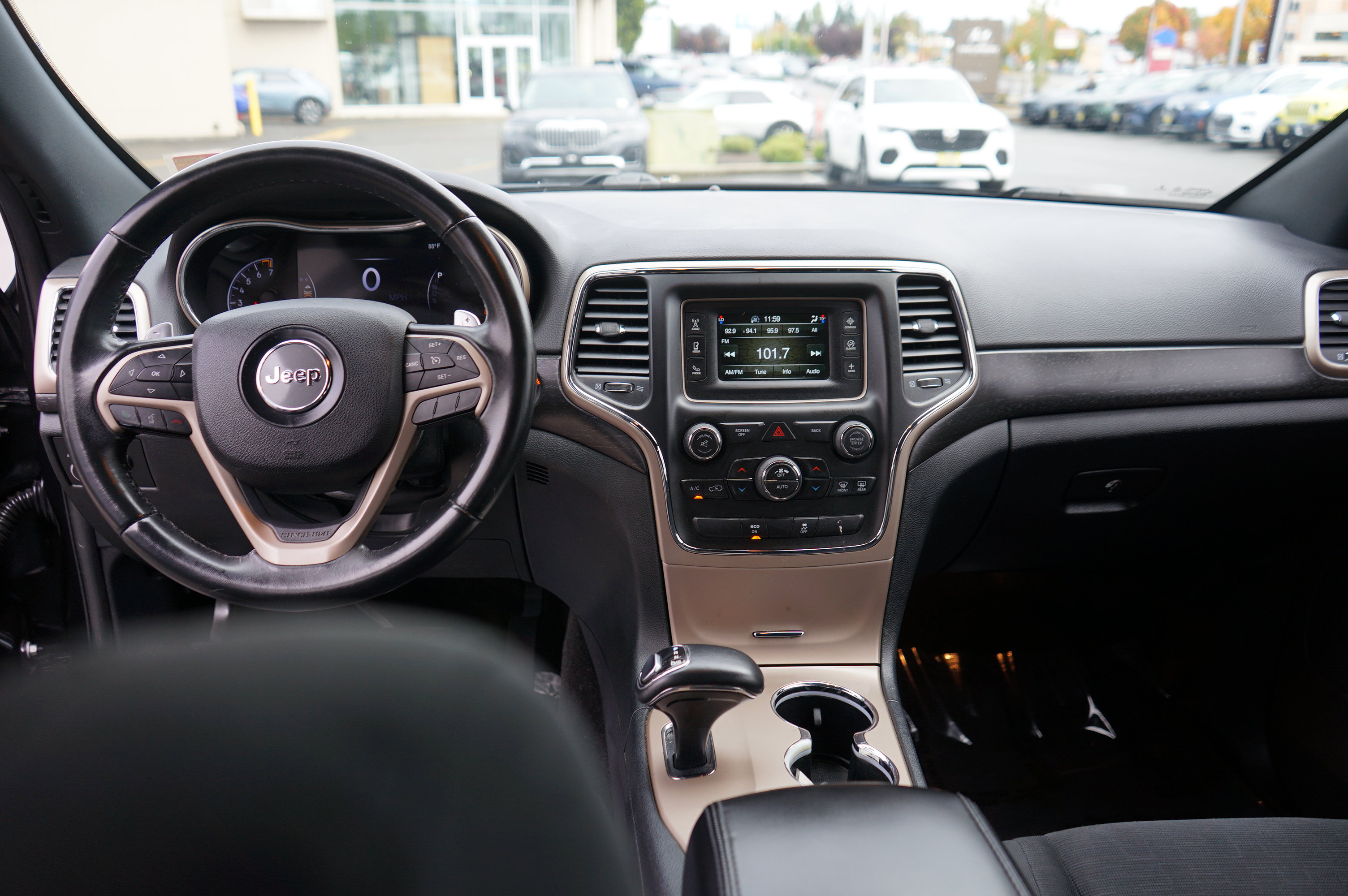 Used 2015 Jeep Grand Cherokee Laredo AWD/4WD image 20