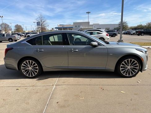 Used 2023 Cadillac CT5 Premium Luxury image 6