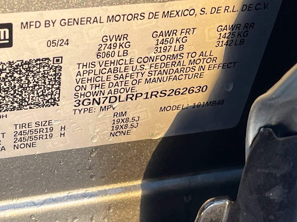 Used 2024 Chevrolet Equinox EV LT FWD image 18