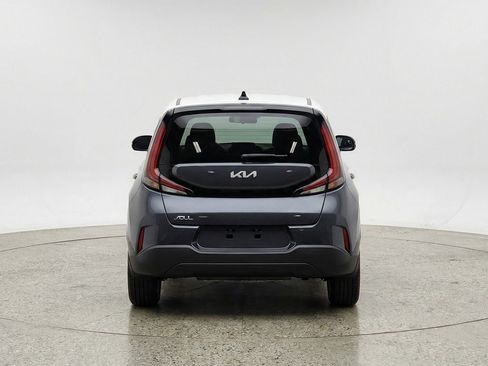 Used 2025 Kia Soul LX w/ LX Technology Package FWD image 7