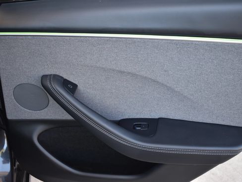 Used 2026 Tesla Model 3 RWD image 19