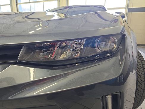 Used 2017 Chevrolet Camaro LT image 31