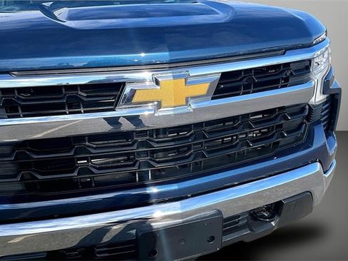 Used 2022 Chevrolet Silverado 1500 LT image 28