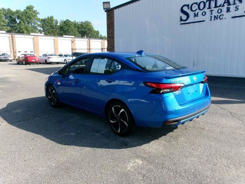 Used 2024 Nissan Versa SR FWD image 8