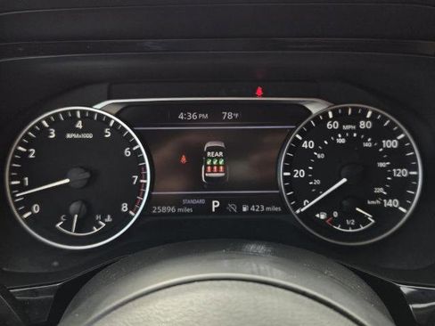 Certified 2025 Nissan Pathfinder SV FWD image 28