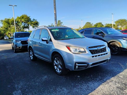 Used 2017 Subaru Forester 2.5i Touring AWD/4WD image 1