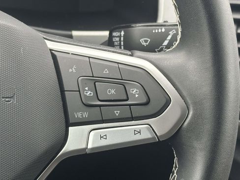 Used 2022 Volkswagen Atlas Cross Sport SE w/ Panoramic Sunroof Package image 23