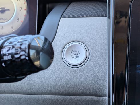 Used 2023 Hyundai Tucson Limited image 33