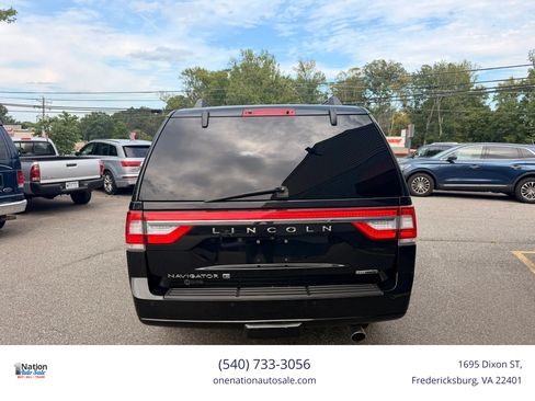 Used 2015 Lincoln Navigator L 4WD image 6