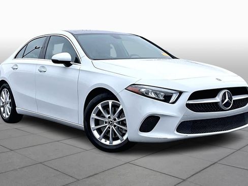 Used 2020 Mercedes-Benz A 220 4MATIC image 2