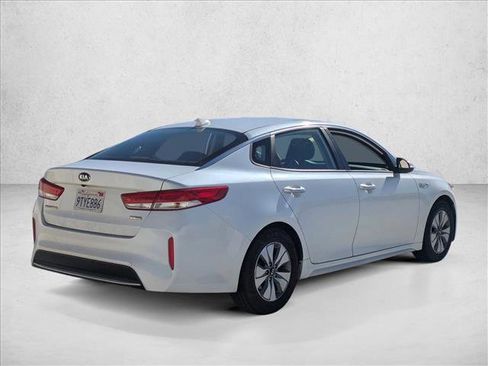 Used 2018 Kia Optima Premium image 5