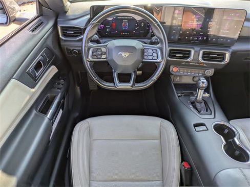 Used 2024 Ford Mustang Premium image 15